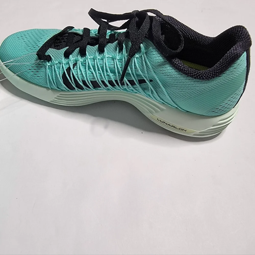 💚 Nike Lunarlon Flywire Running Shoes Women’s 6 Mint Green